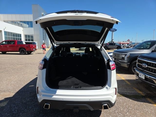 Certified 2024 Ford Edge ST w/ Equipment Group 401A image 10