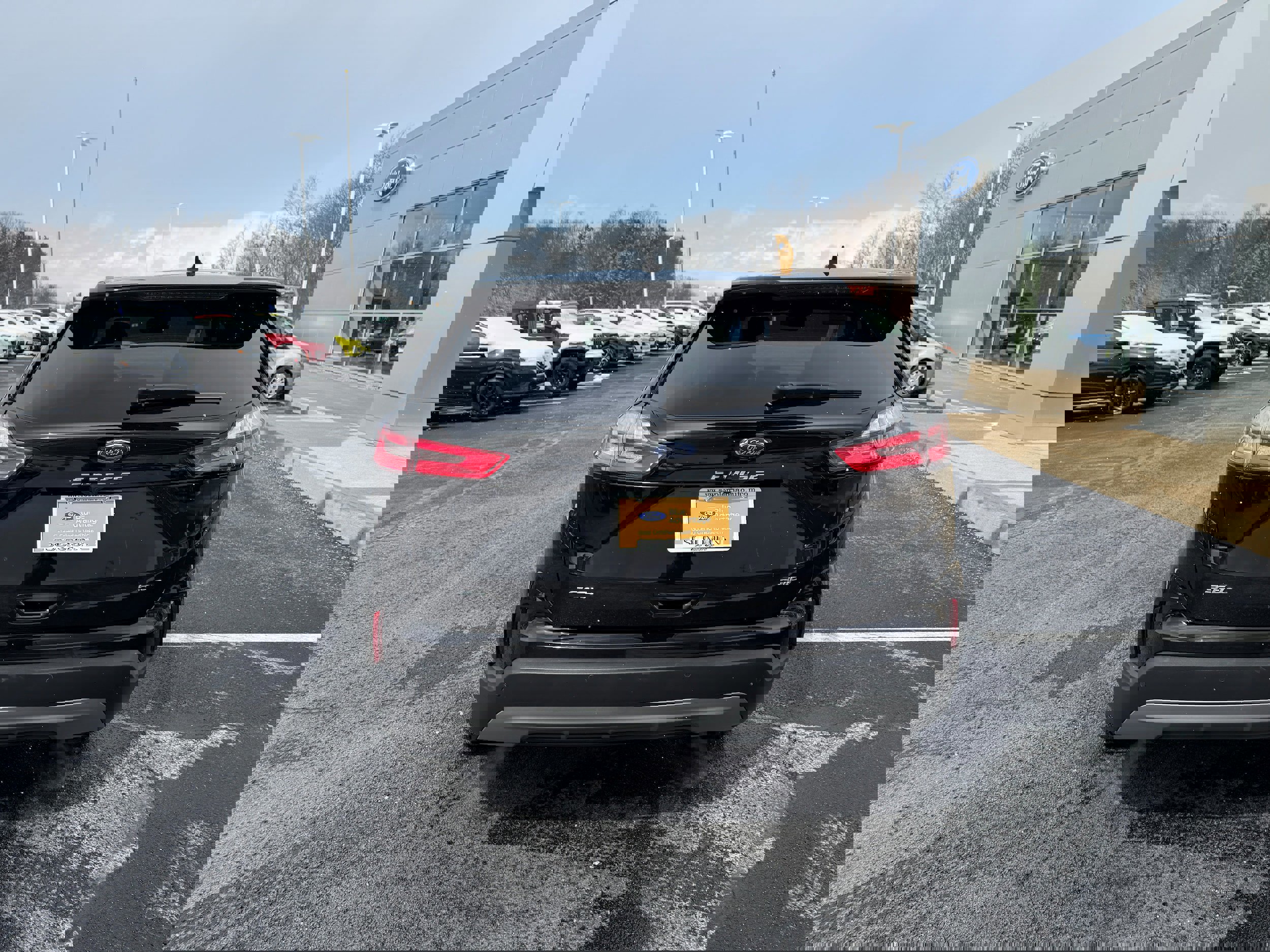 Certified 2023 Ford Edge SEL w/ Convenience Package image 4