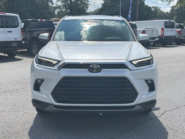 Used 2026 Toyota Grand Highlander AWD image 2