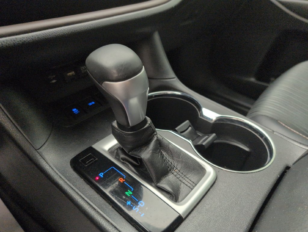 Used 2019 Toyota Highlander Plus FWD image 29