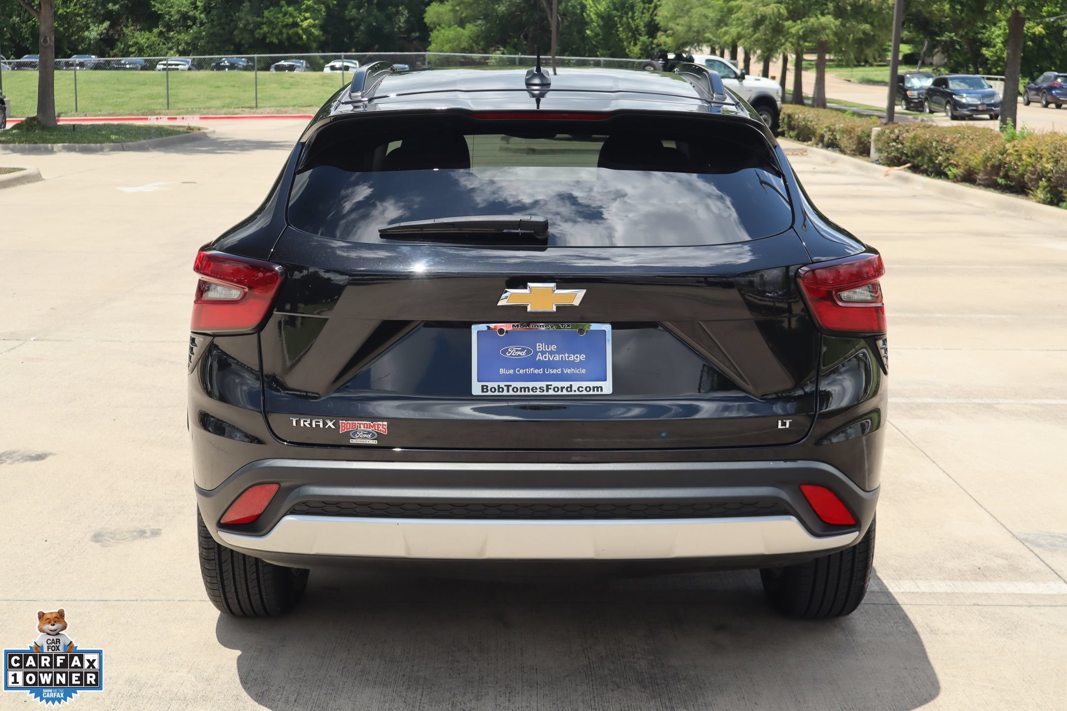 Used 2025 Chevrolet Trax LT w/ LT Convenience Package FWD image 4