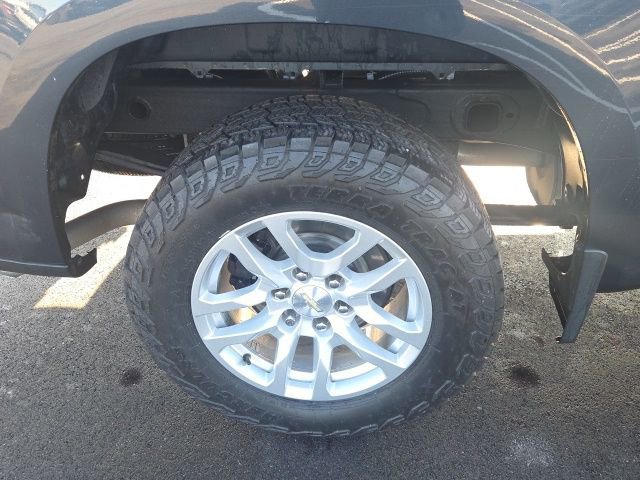 Used 2020 Chevrolet Silverado 1500 LT w/ All-Star Edition image 11