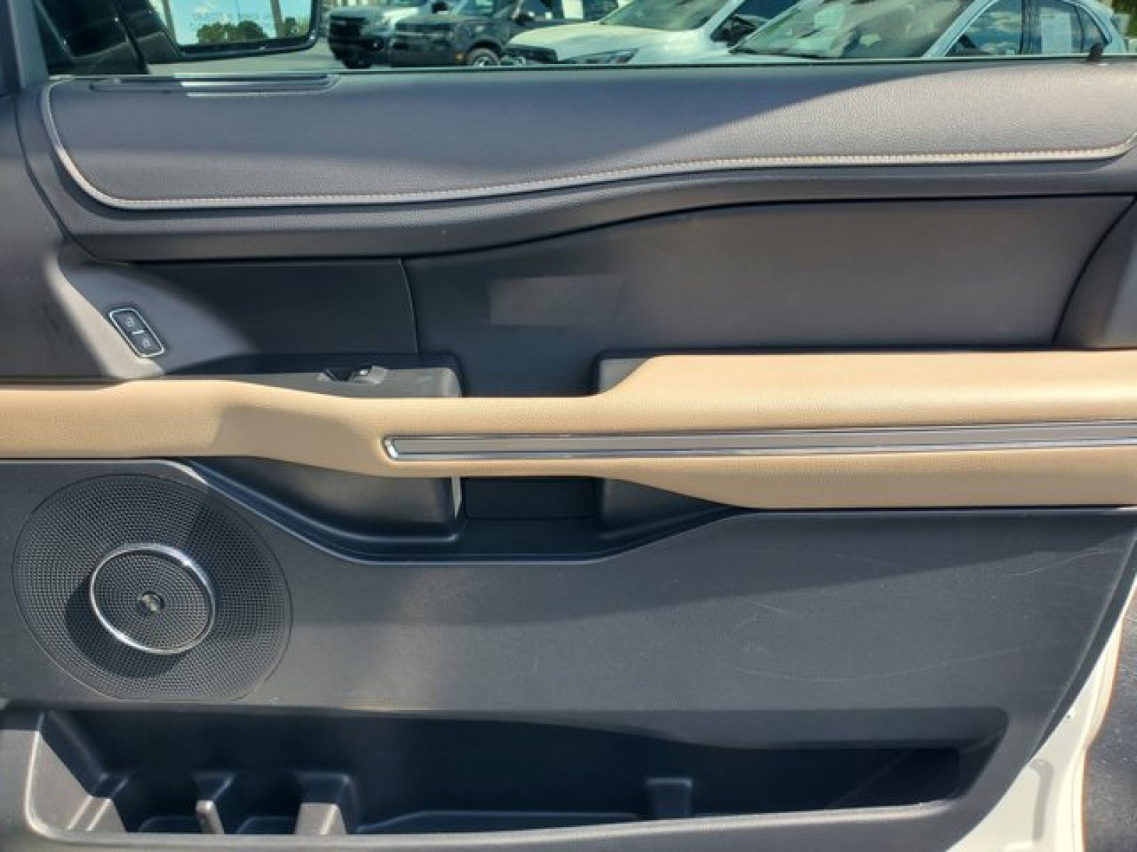 Certified 2023 Ford Expedition Max Limited image 38