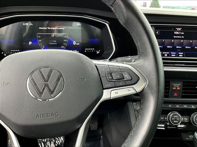 Used 2024 Volkswagen Jetta SE FWD image 12