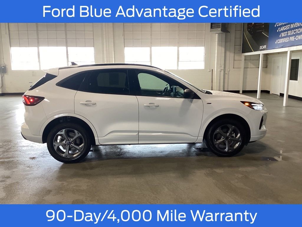 Certified 2023 Ford Escape ST-Line image 8
