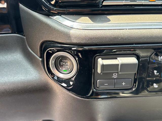 Used 2024 Chevrolet Silverado 1500 High Country w/ Technology Package image 30