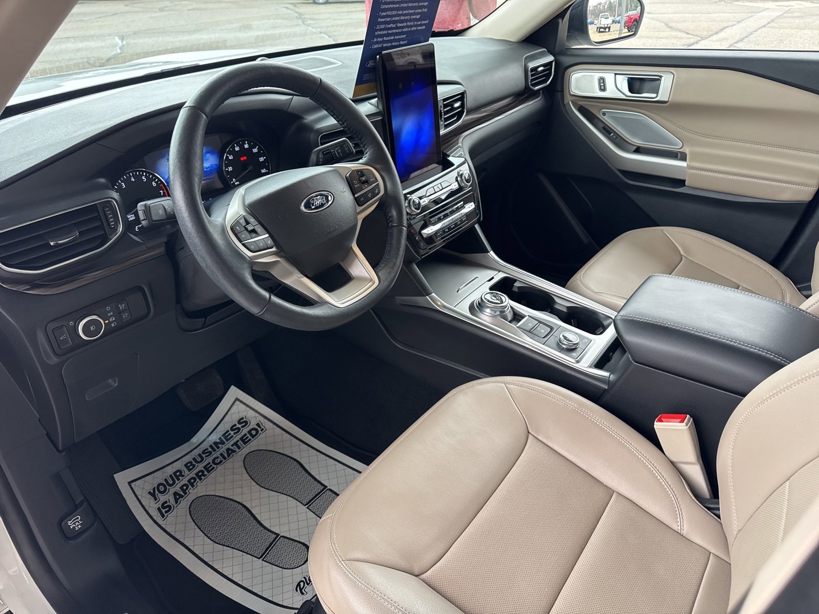 Certified 2023 Ford Explorer Limited w/ Limited Technology Package image 25