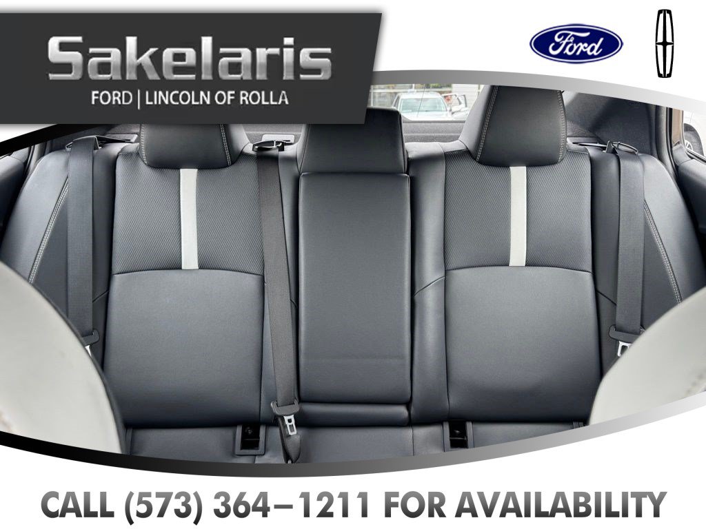 Used 2025 Toyota Camry SE FWD image 28