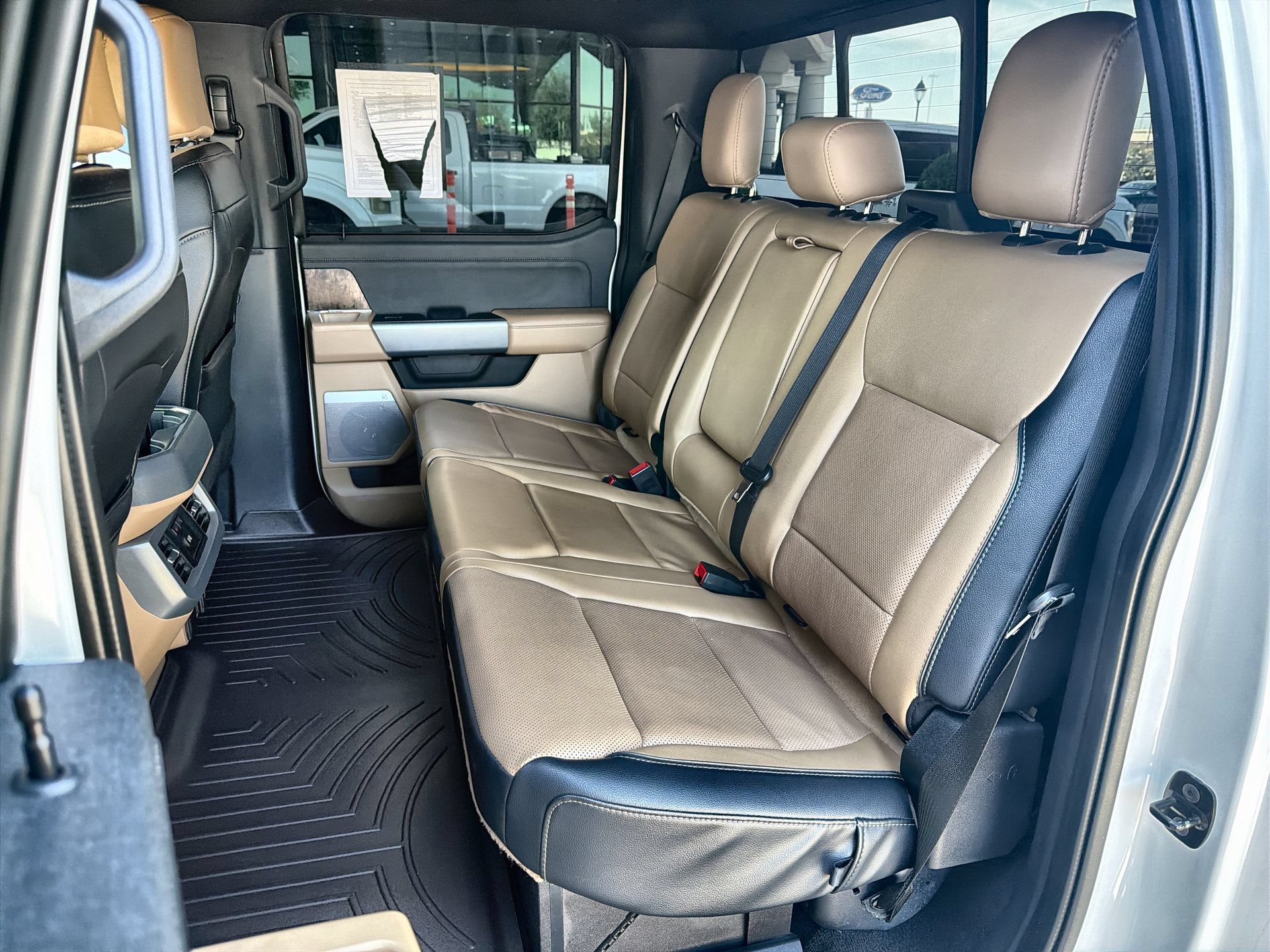 Certified 2024 Ford F350 Lariat w/ Lariat Ultimate Package AWD/4WD image 22