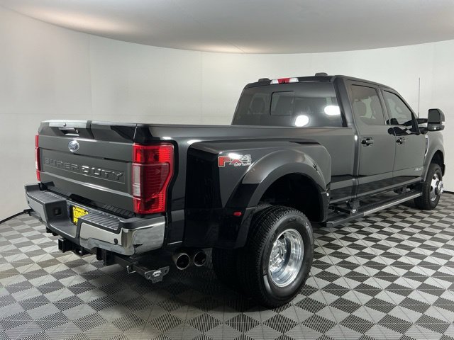 Certified 2022 Ford F350 Lariat w/ Lariat Ultimate Package AWD/4WD image 4