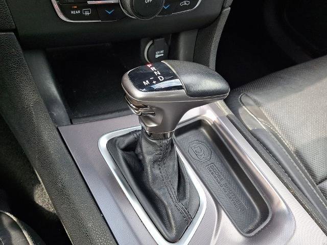 Used 2019 Dodge Charger SXT w/ Leather Interior Group RWD image 15
