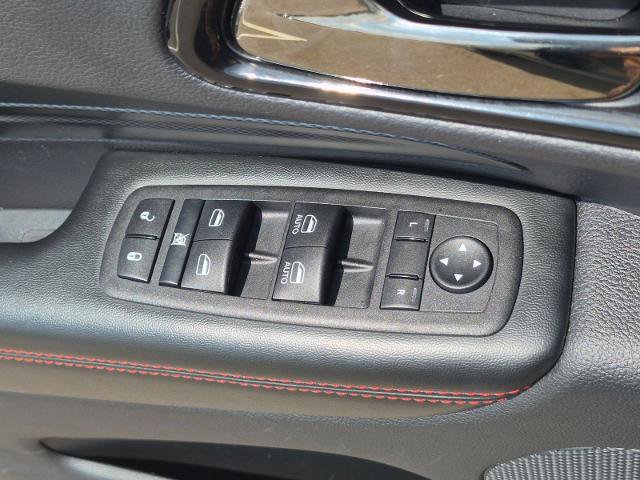 Used 2025 Dodge Durango GT AWD/4WD image 15