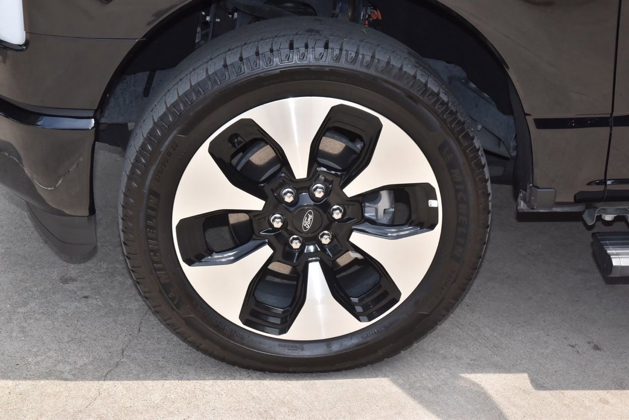 Certified 2025 Ford F150 Lightning Platinum AWD/4WD image 41