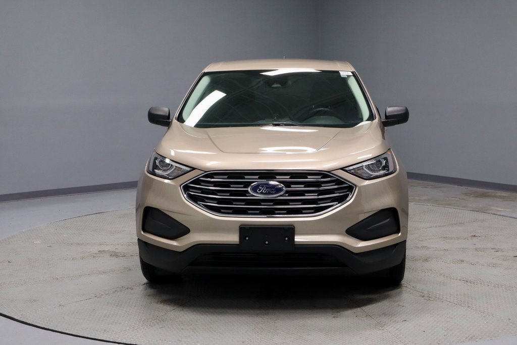 Certified 2021 Ford Edge SE image 5