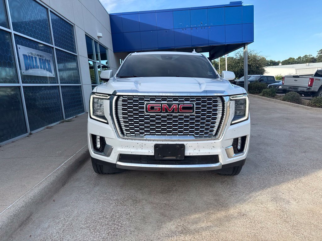 Used 2023 GMC Yukon XL Denali w/ Max Trailering Package AWD/4WD image 3