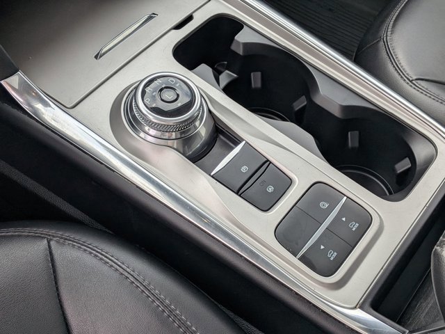 Certified 2022 Ford Explorer XLT w/ Equipment Group 202A image 25