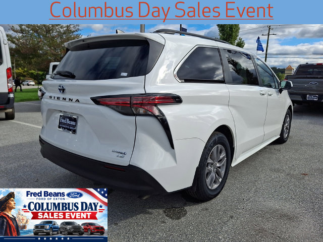 Used 2022 Toyota Sienna LE FWD image 10