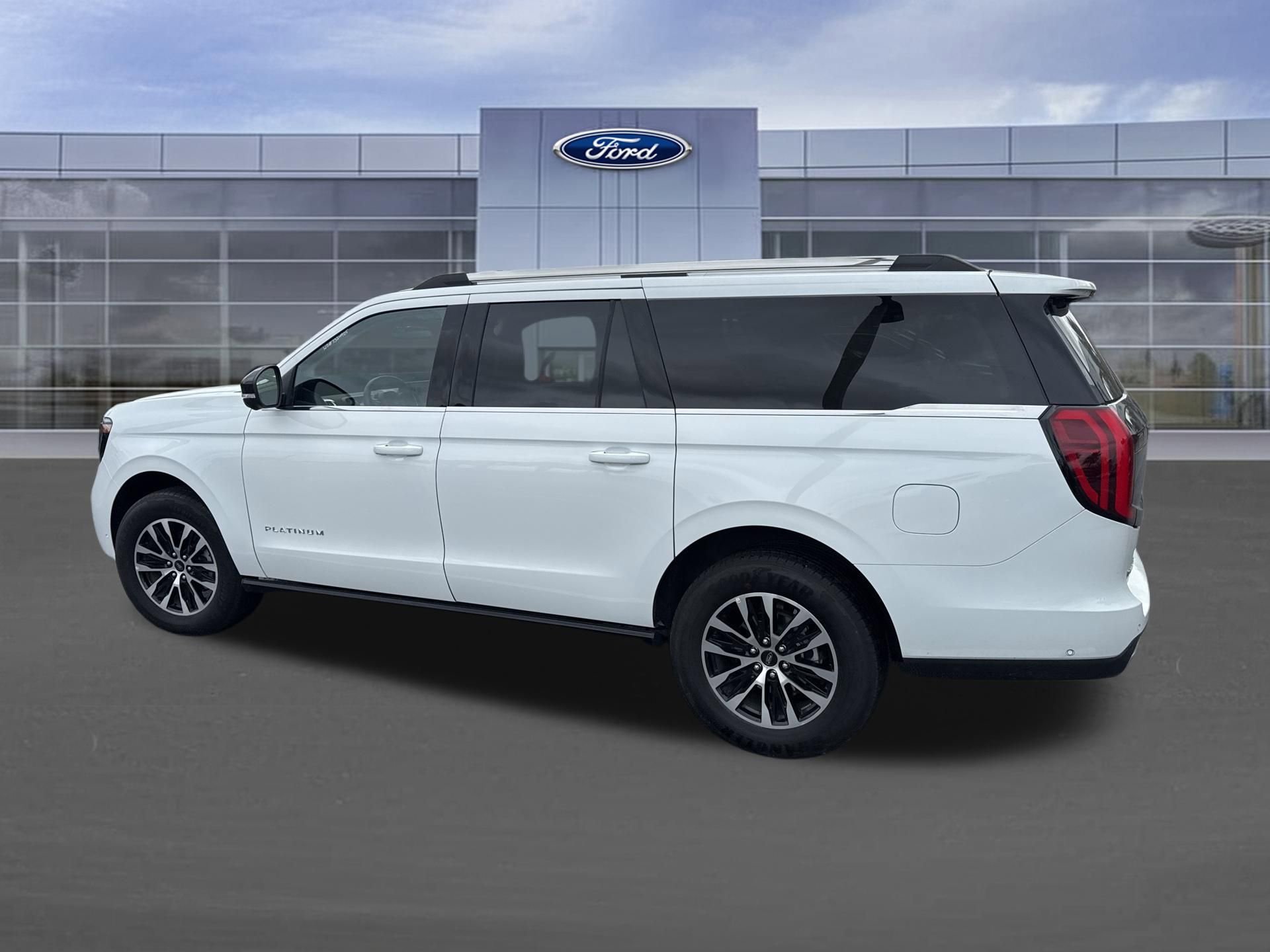 Certified 2025 Ford Expedition Max Platinum image 8