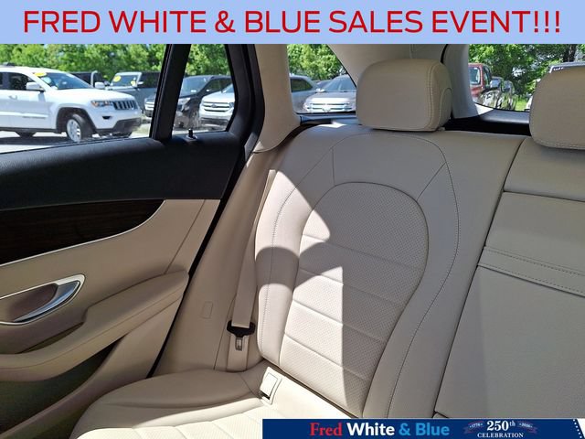 Used 2019 Mercedes-Benz GLC 300 4MATIC image 18