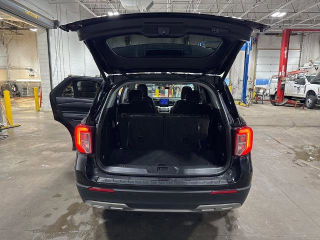 Certified 2023 Ford Explorer XLT w/ Equipment Group 202A image 36