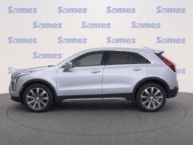 Used 2022 Cadillac XT4 Premium Luxury w/ Enhanced Visibility Package FWD image 7