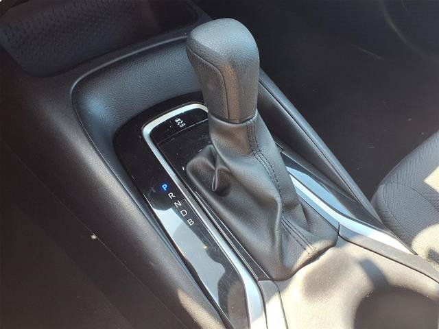 Used 2025 Toyota Corolla LE FWD image 10