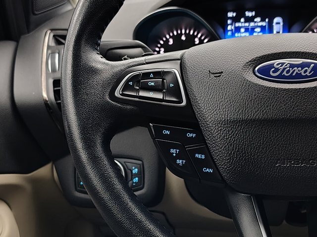 Certified 2017 Ford Escape Titanium FWD image 39