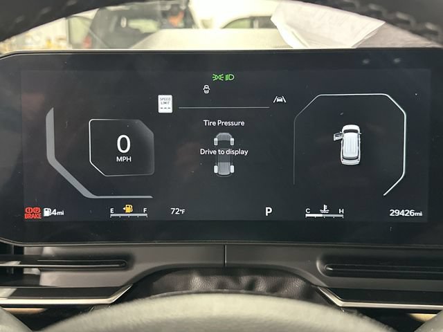 Used 2025 Kia Carnival SX Prestige FWD image 14