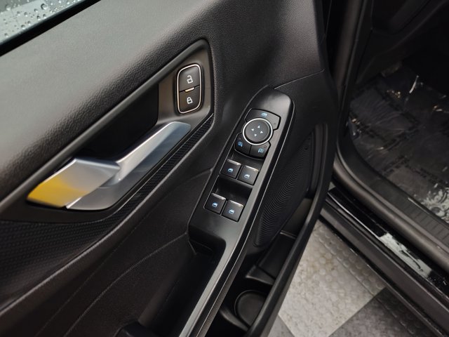 Certified 2025 Ford Escape ST-Line AWD/4WD image 21