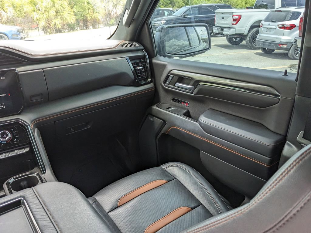 Used 2022 GMC Sierra 1500 AT4 w/ AT4 Premium Package AWD/4WD image 14