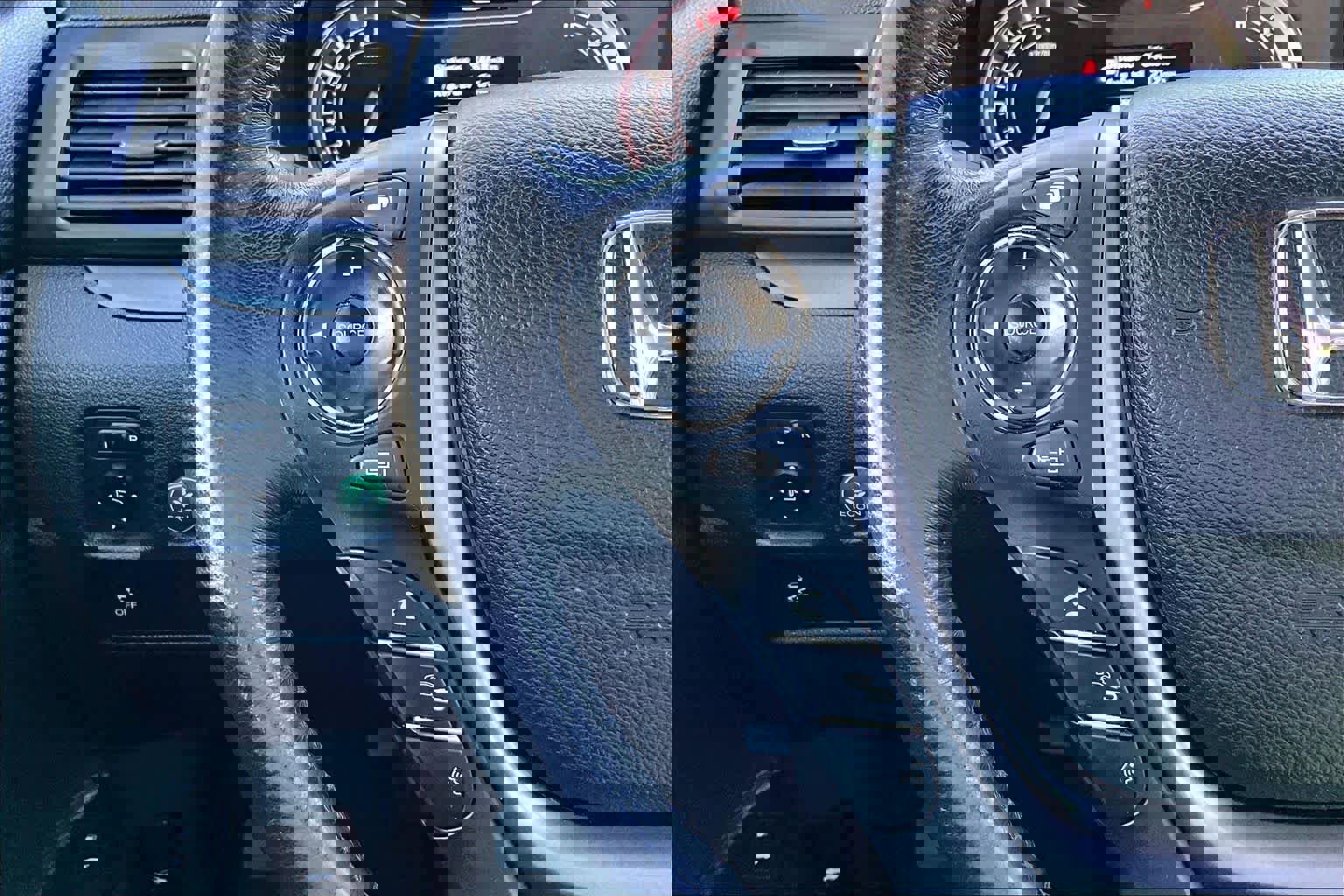 Used 2017 Honda Pilot EX-L image 23