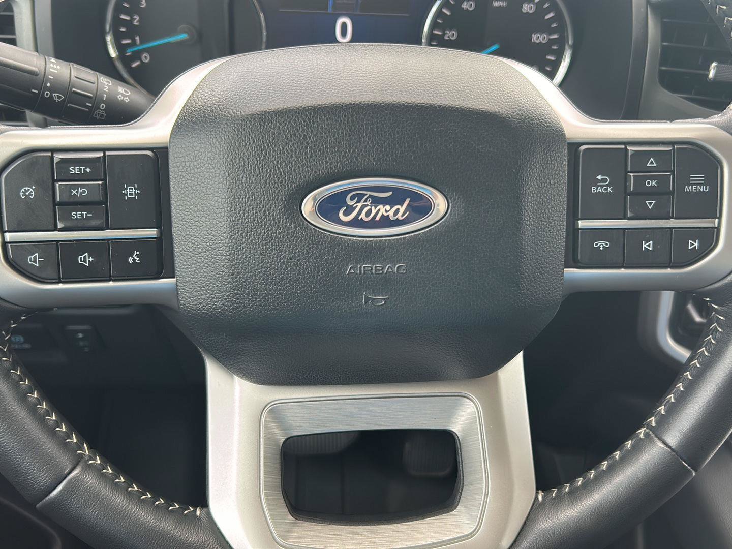 Certified 2024 Ford Expedition XLT RWD image 11