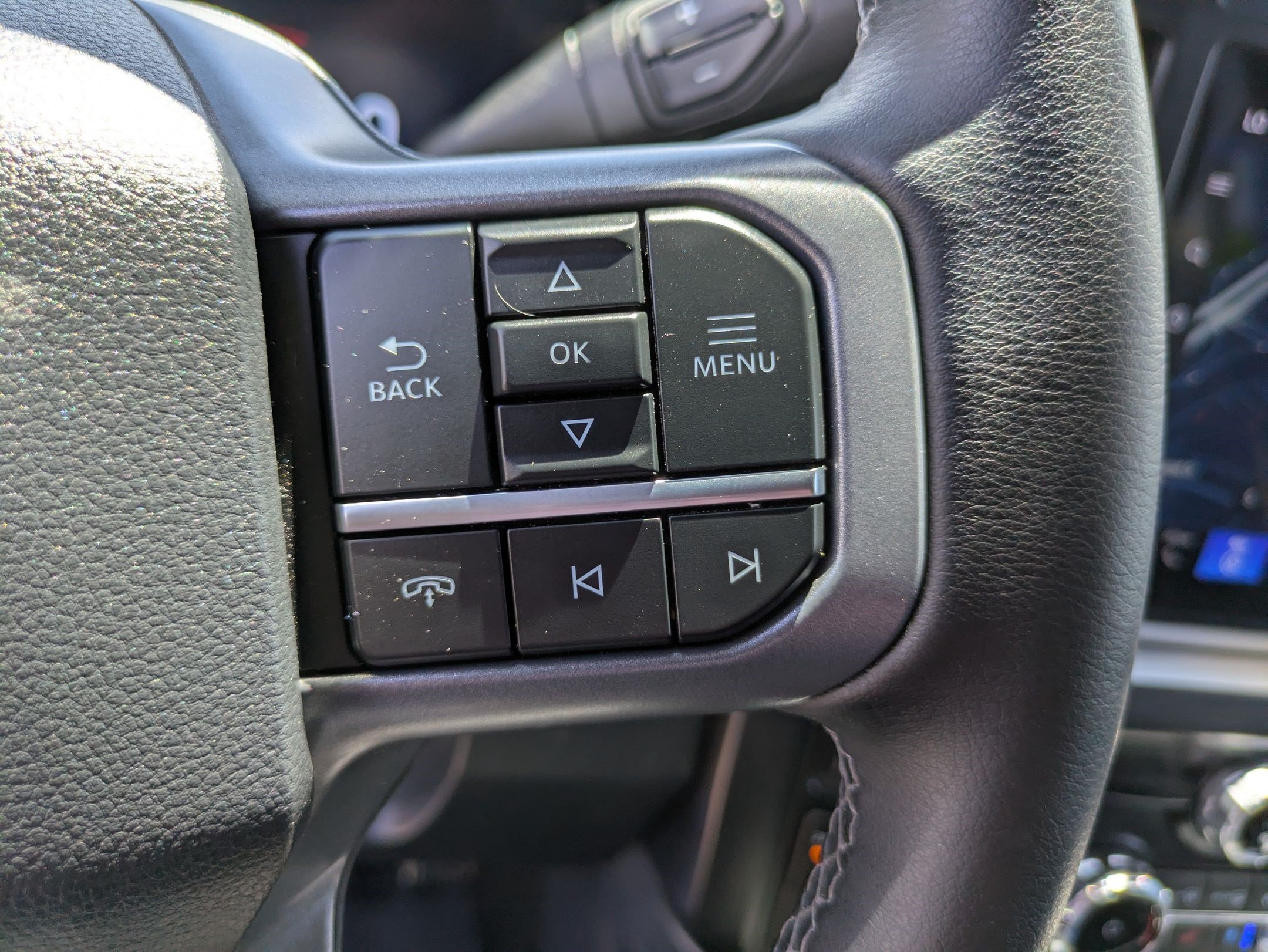 Certified 2025 Ford F250 Lariat AWD/4WD image 18