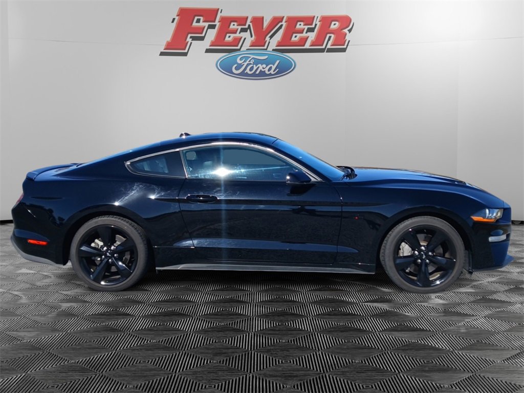 Certified 2022 Ford Mustang GT Premium w/ Equipment Group 401A image 3