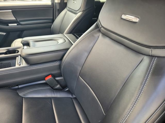 Certified 2025 Ford Expedition Platinum AWD/4WD image 11