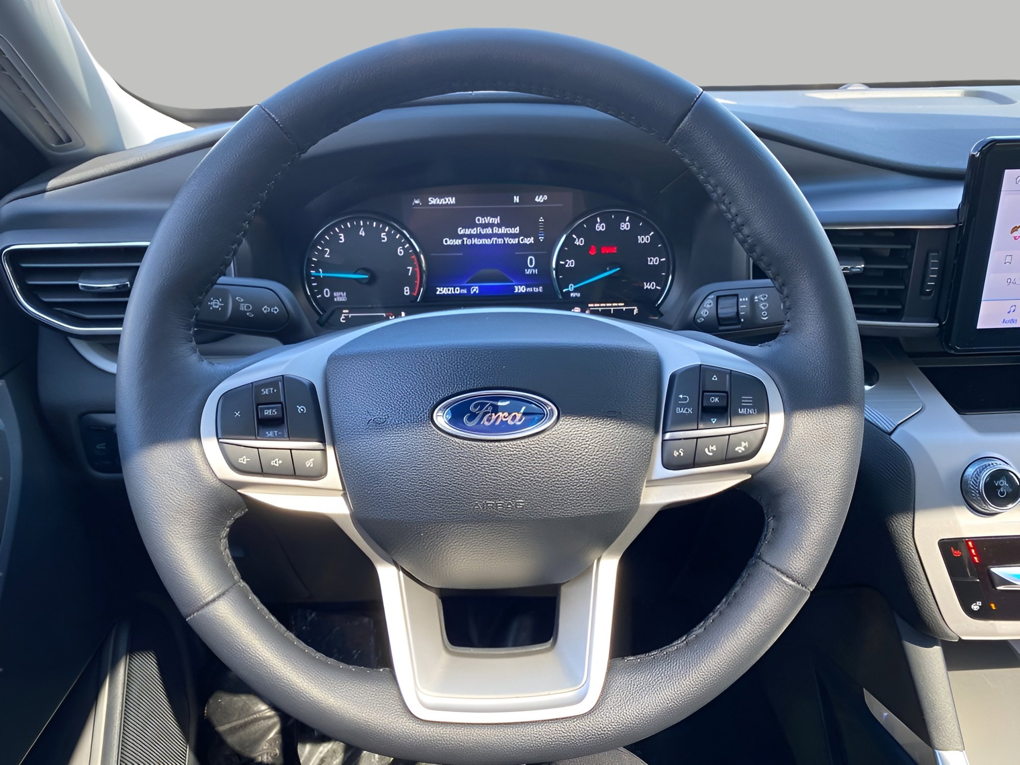 Certified 2024 Ford Explorer XLT w/ Equipment Group 202A AWD/4WD image 13