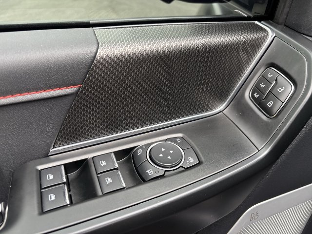 Certified 2025 Ford F150 Raptor AWD/4WD image 13