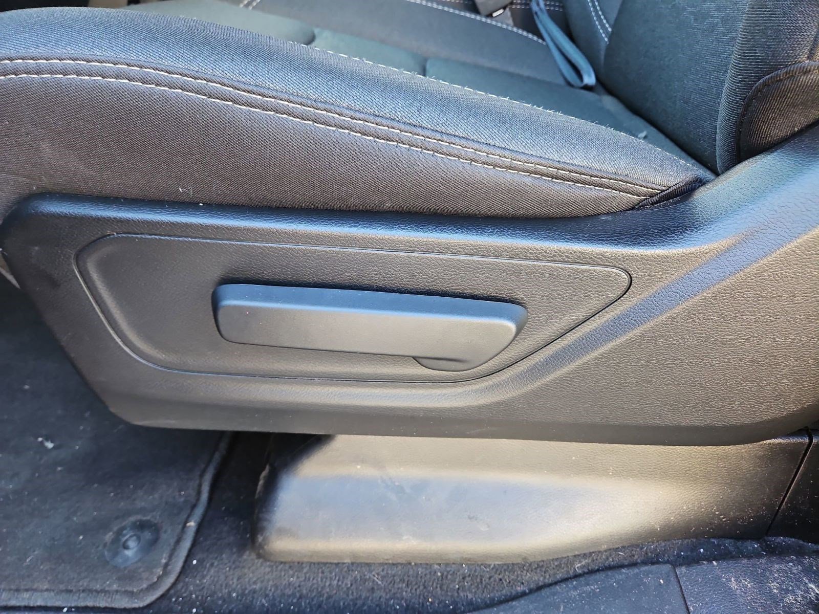 Used 2025 RAM 1500 Tradesman w/ Night Edition image 10