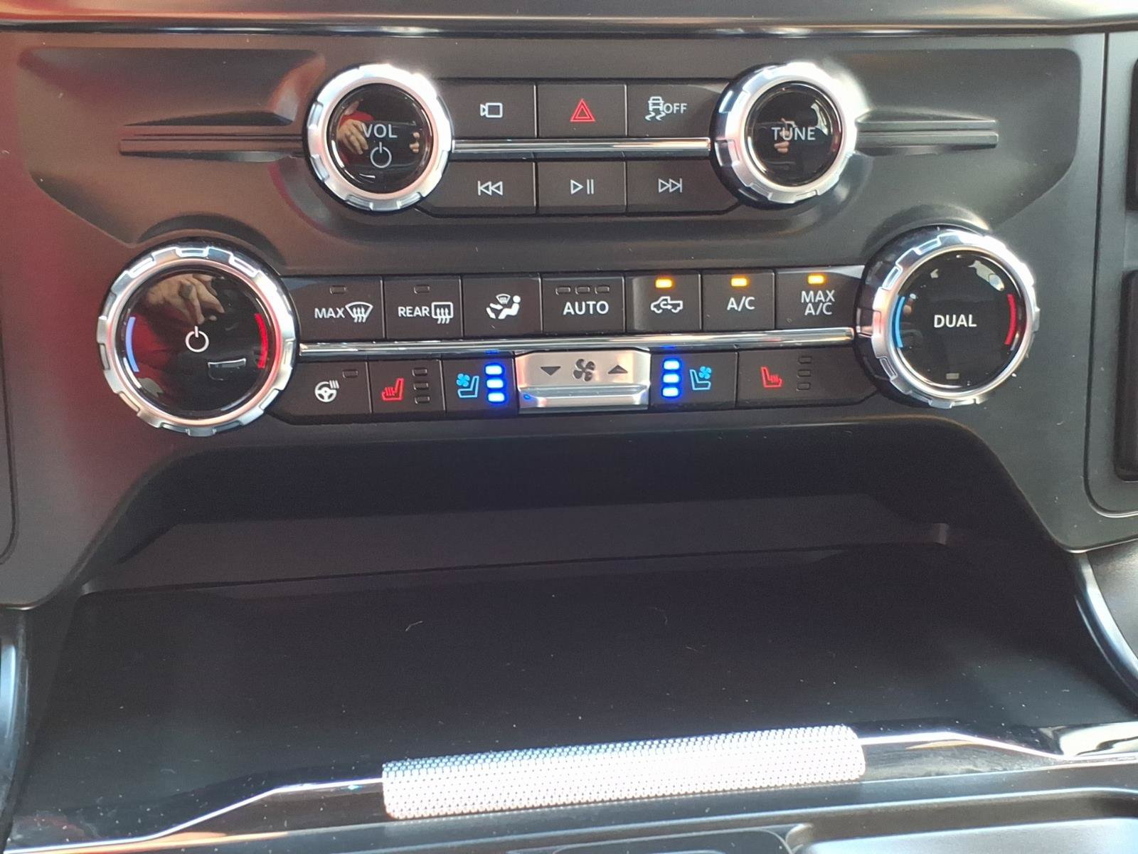 Certified 2025 Ford F150 Raptor AWD/4WD image 19