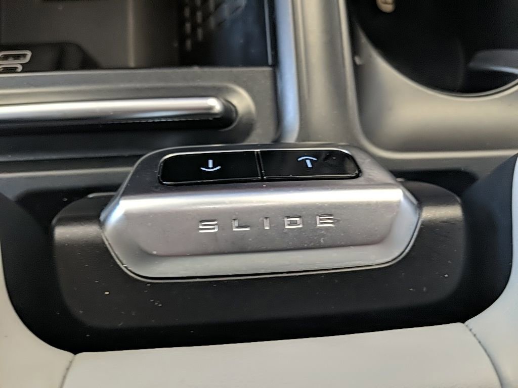 Certified 2025 Ford Expedition Max Platinum image 27