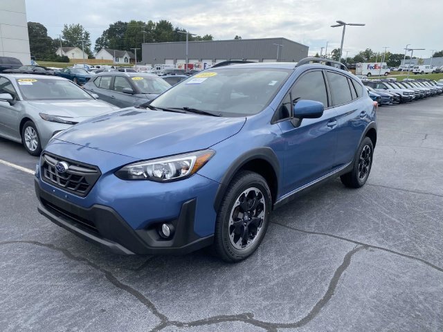 Used 2021 Subaru Crosstrek 2.0i Premium AWD/4WD image 3