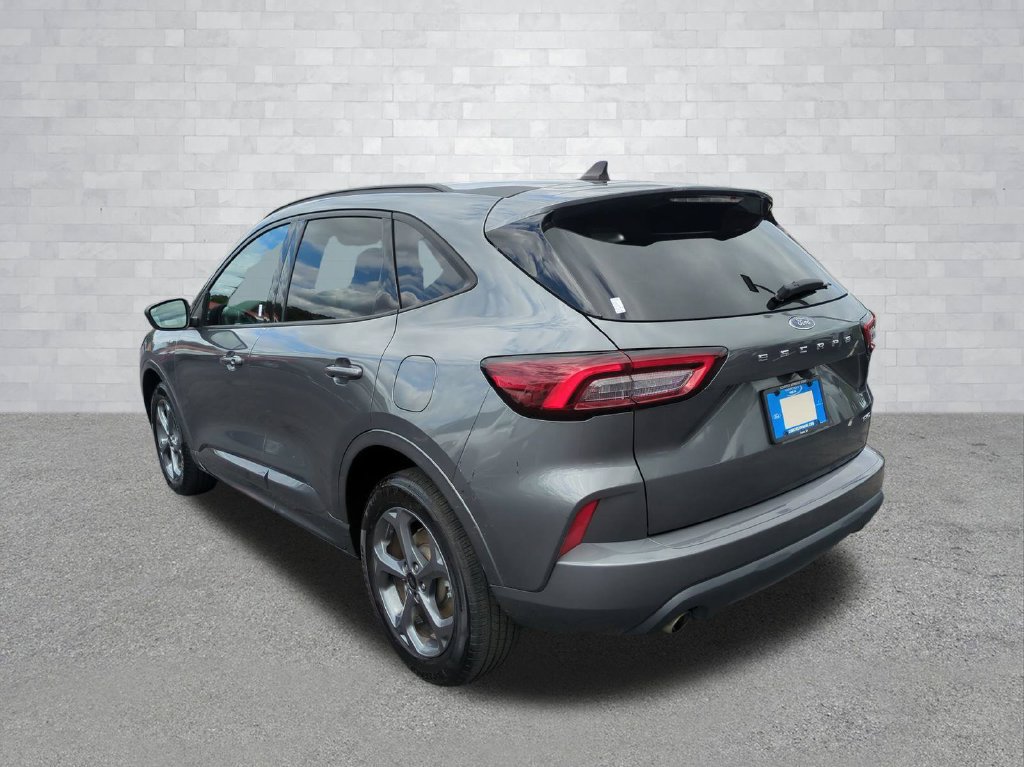 Certified 2024 Ford Escape ST-Line AWD/4WD image 7