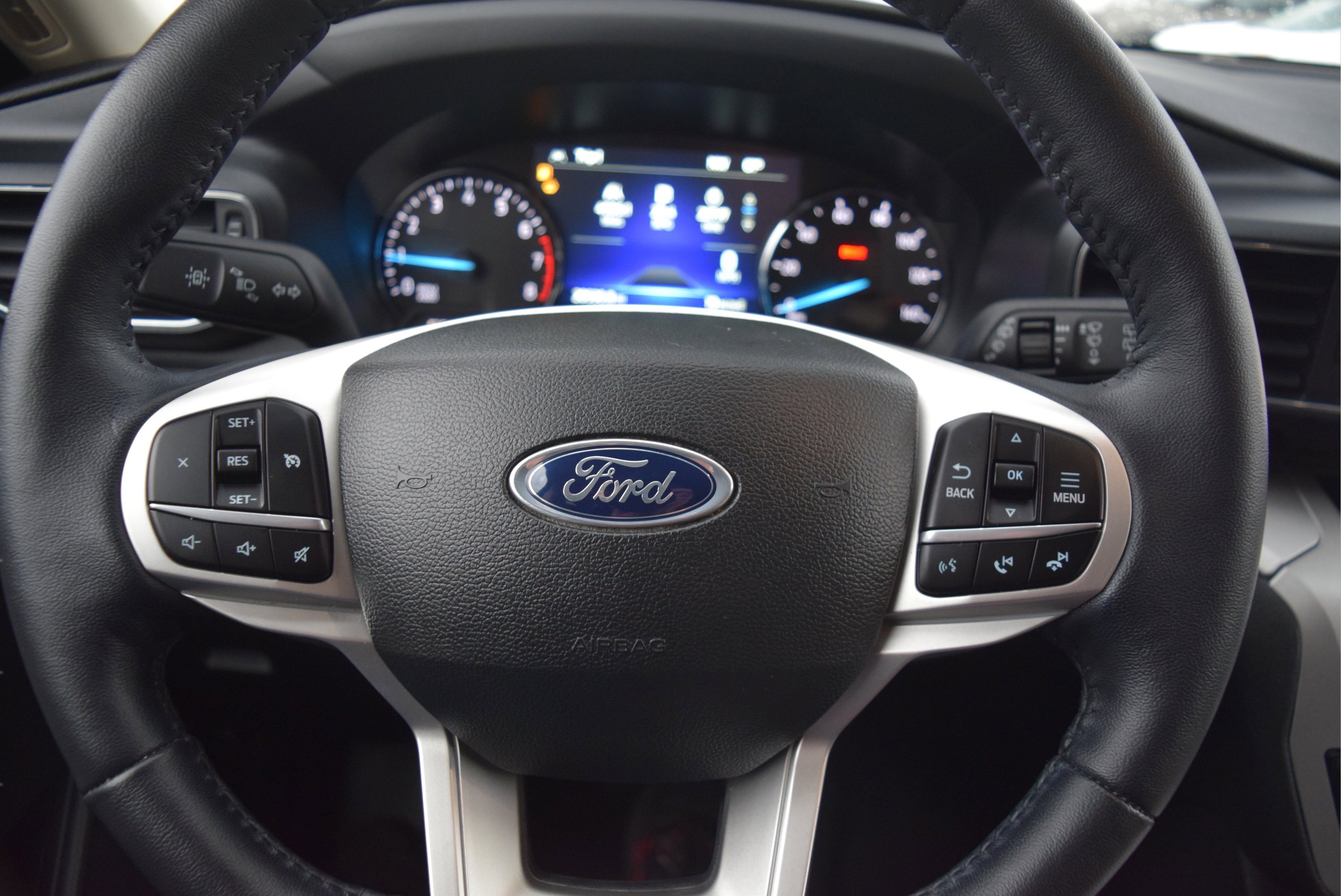 Certified 2023 Ford Explorer XLT w/ Equipment Group 202A image 11