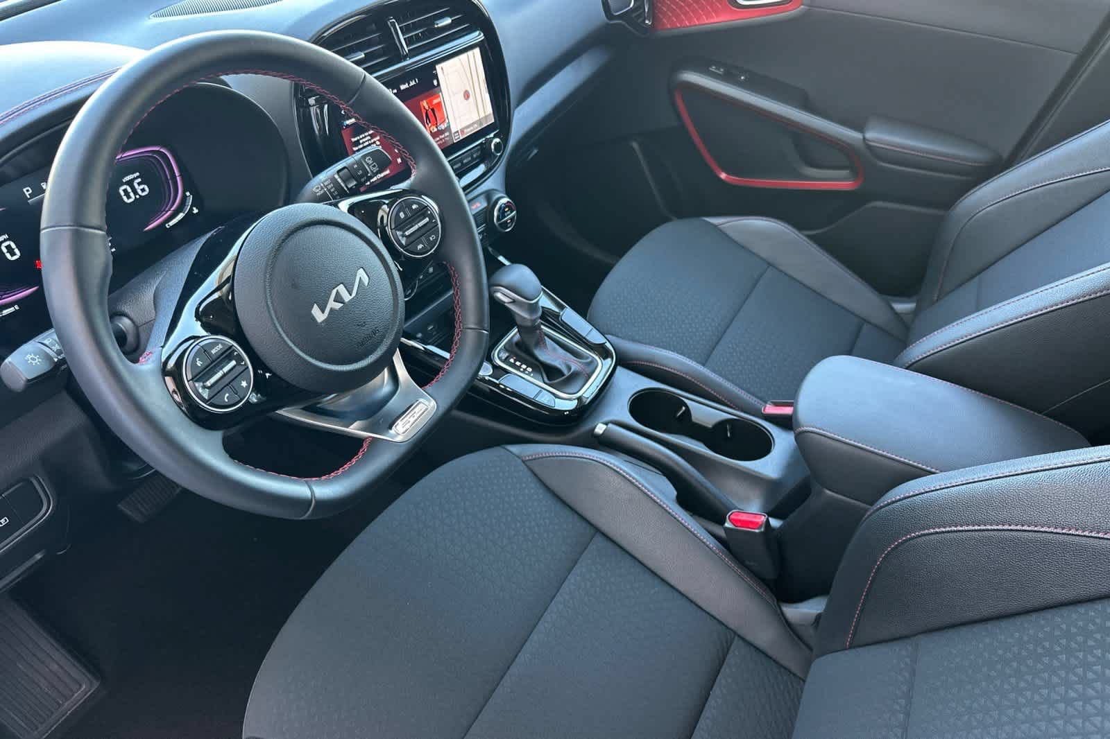 Used 2025 Kia Soul GT-Line FWD image 11