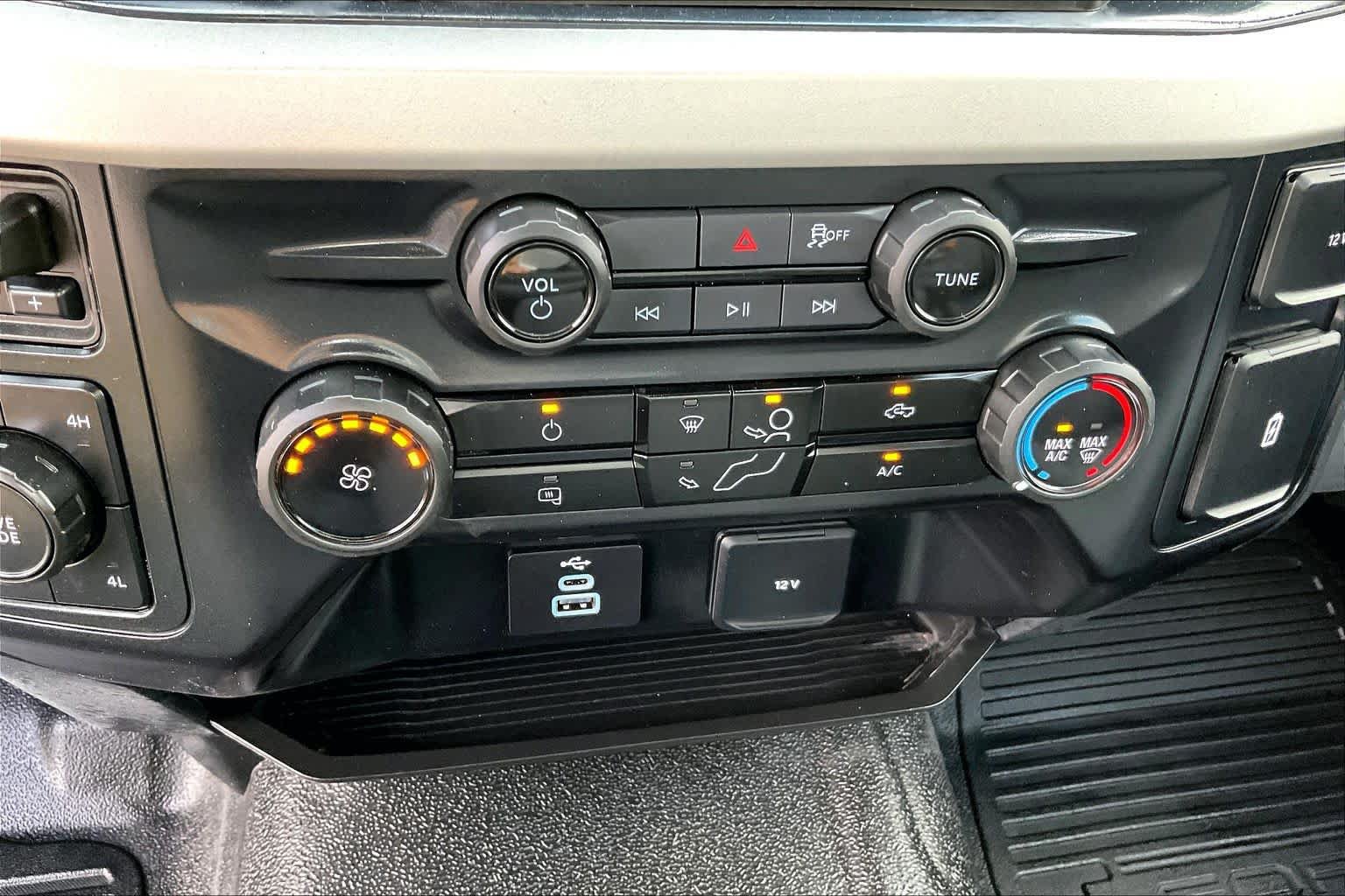 Certified 2025 Ford F250 XL w/ FX4 Off-Road Package AWD/4WD image 26