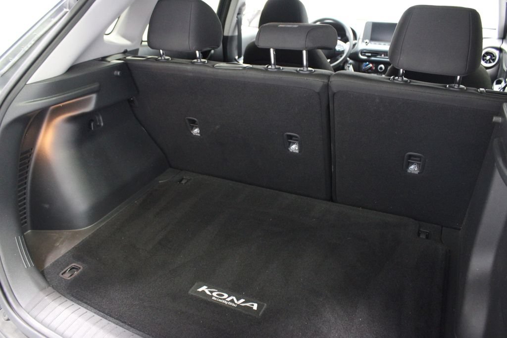 Used 2022 Hyundai Kona SE FWD image 15