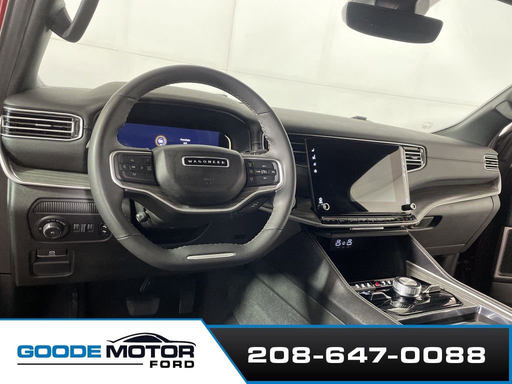 Used 2024 Jeep Wagoneer Series III AWD/4WD image 8