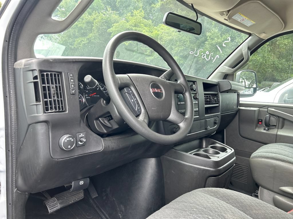 Used 2025 GMC Savana 2500 w/ Driver Convenience Package RWD image 10