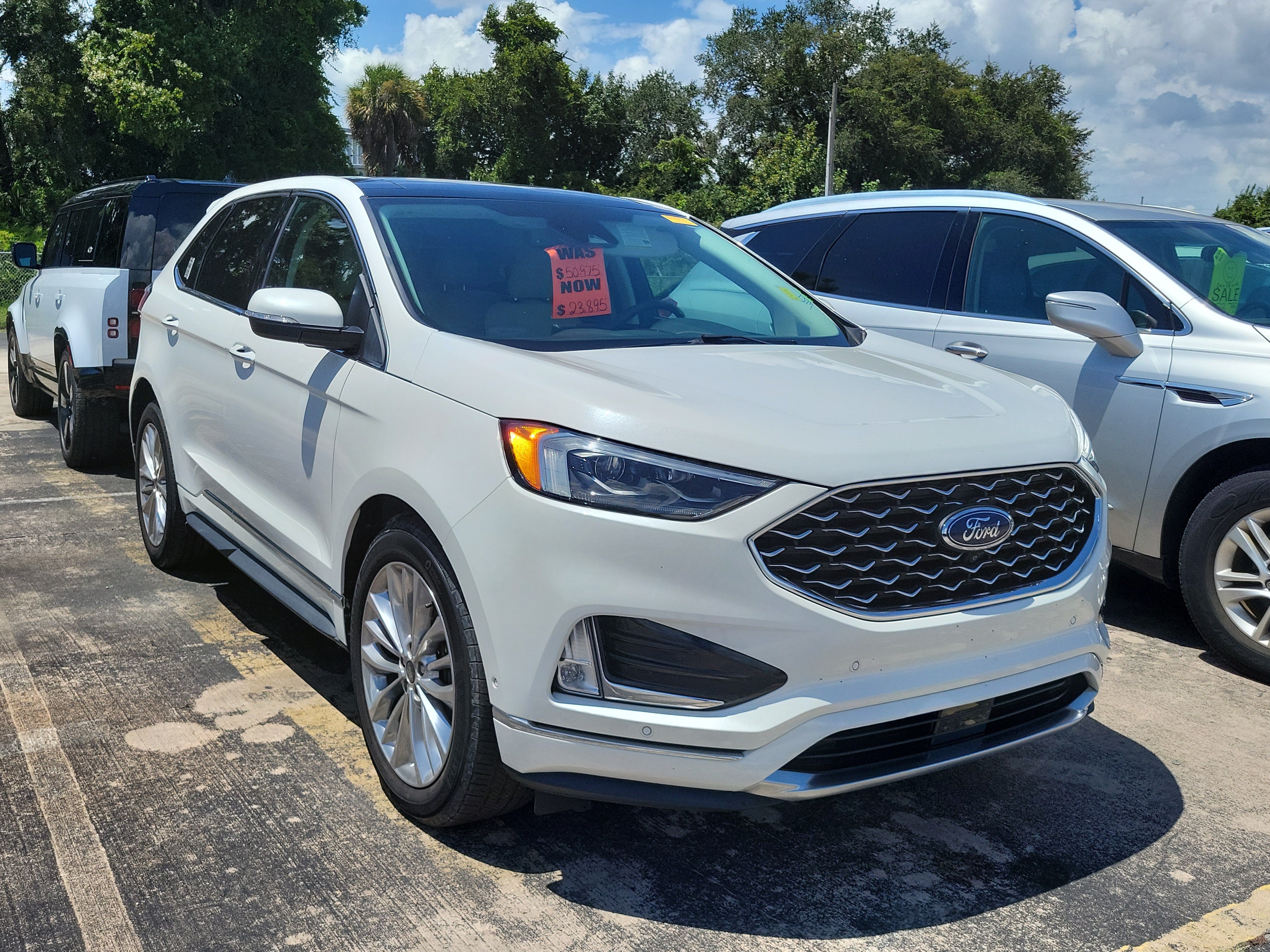 Certified 2022 Ford Edge Titanium w/ Equipment Group 301A AWD/4WD image 6
