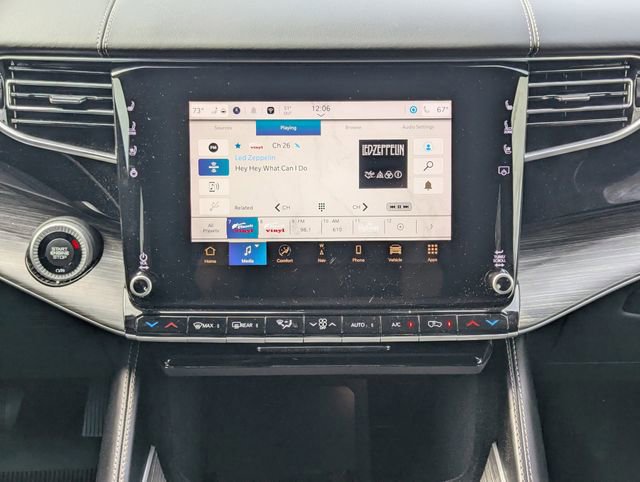 Used 2023 Jeep Wagoneer Series III w/ Preferred Equipment Group image 18